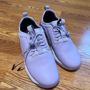 Clove Lavender Nursing Shoes Size 7.5
